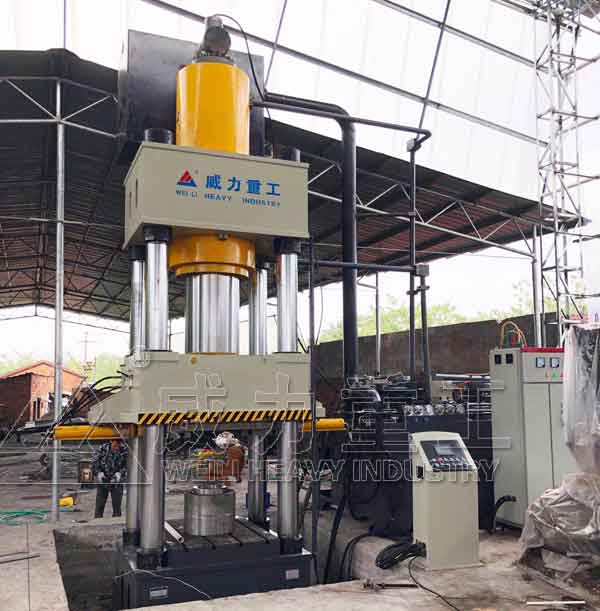 1000噸石墨柱成型四柱液壓機